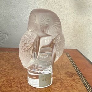 Lalique Crystal Owl Figurine “Chouette” Frosted Glass France